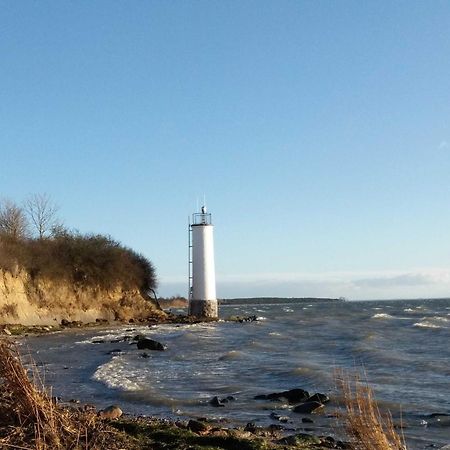 Ferienwohnung Auf Ruegen In Maltzien Garz  エクステリア 写真